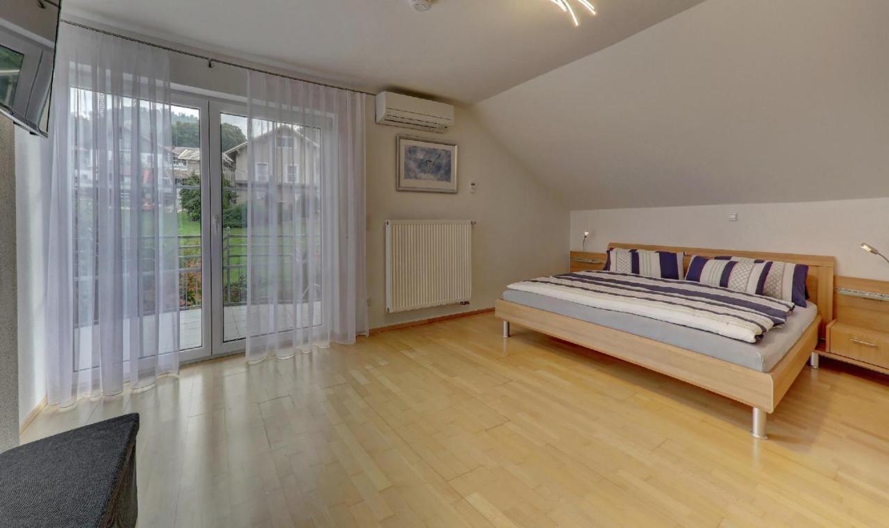 Ferienwohnung Staffelberg Хауценберг Экстерьер фото